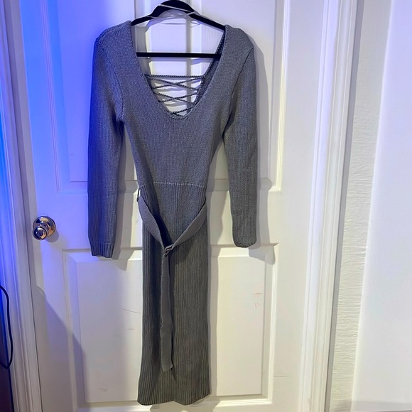 JLUXLABEL sweater dress with beautiful cross tie back - Picture 1 of 8